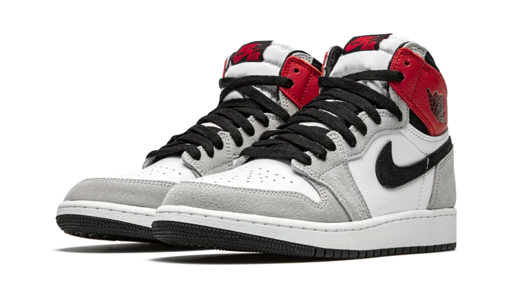 Air Jordan 1 Retro High Light Smoke Grey