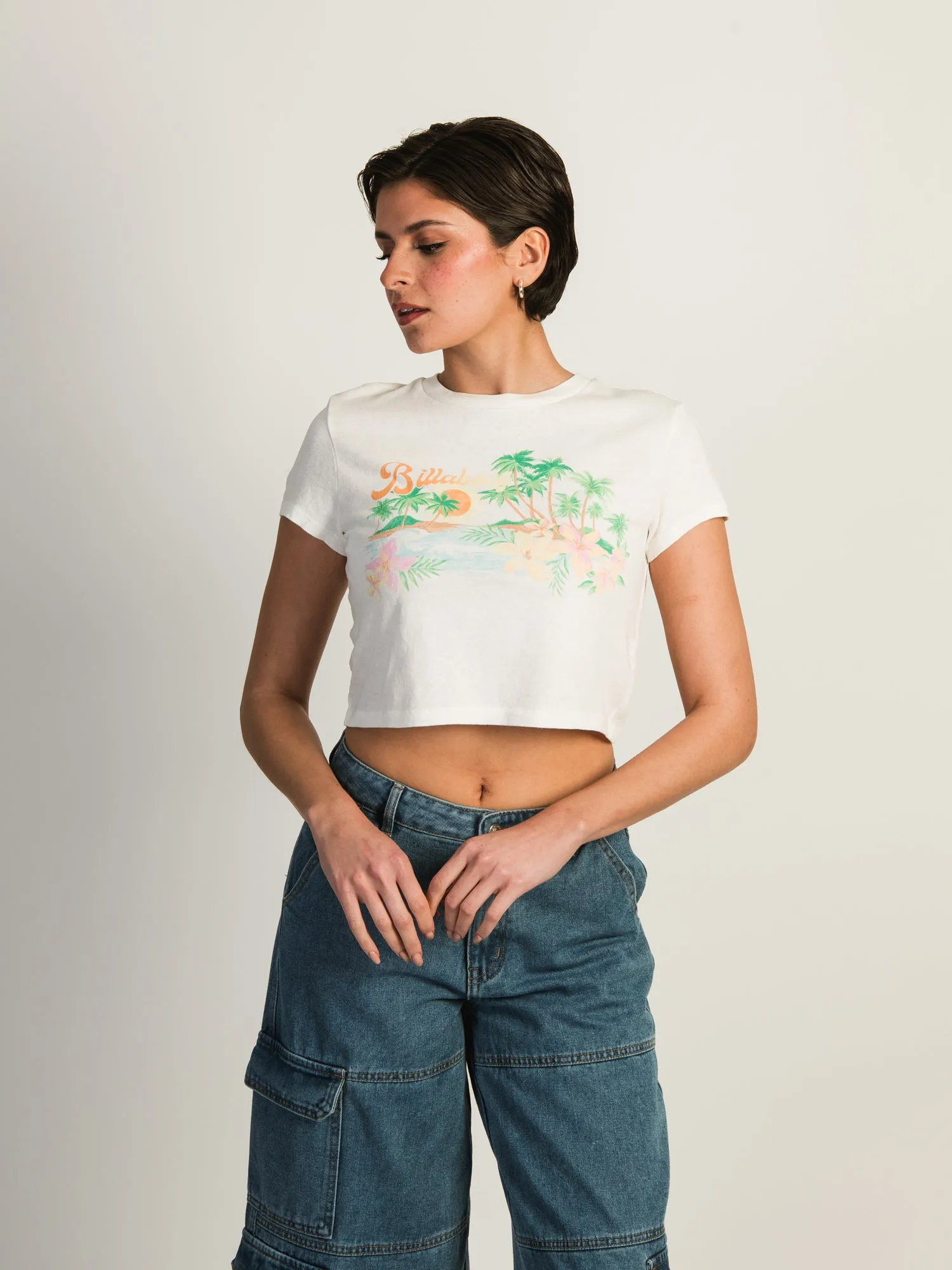 BILLABONG BY THE SEA CROPPED T-SHIRT