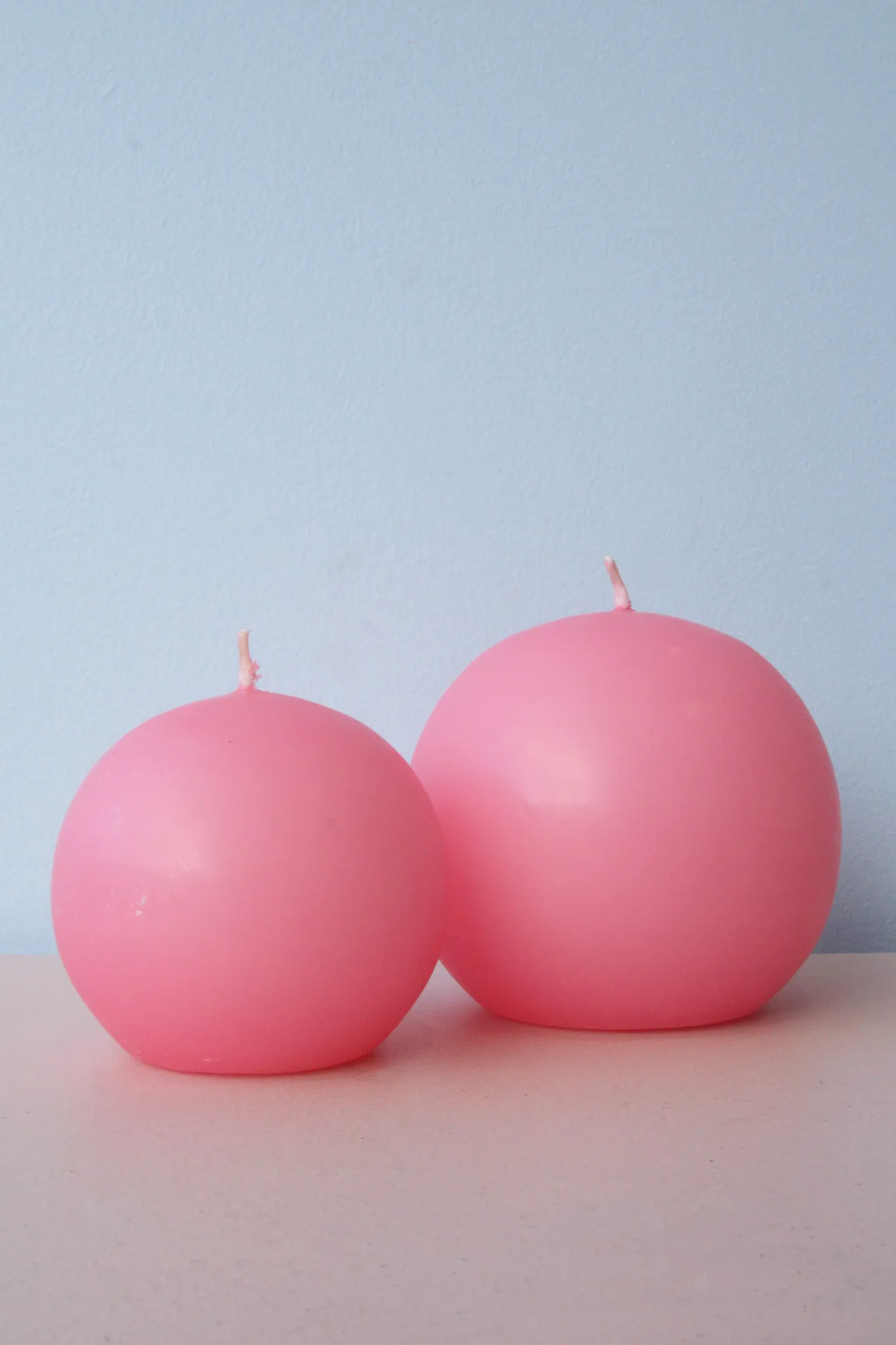 Large Ball Candle | Pink