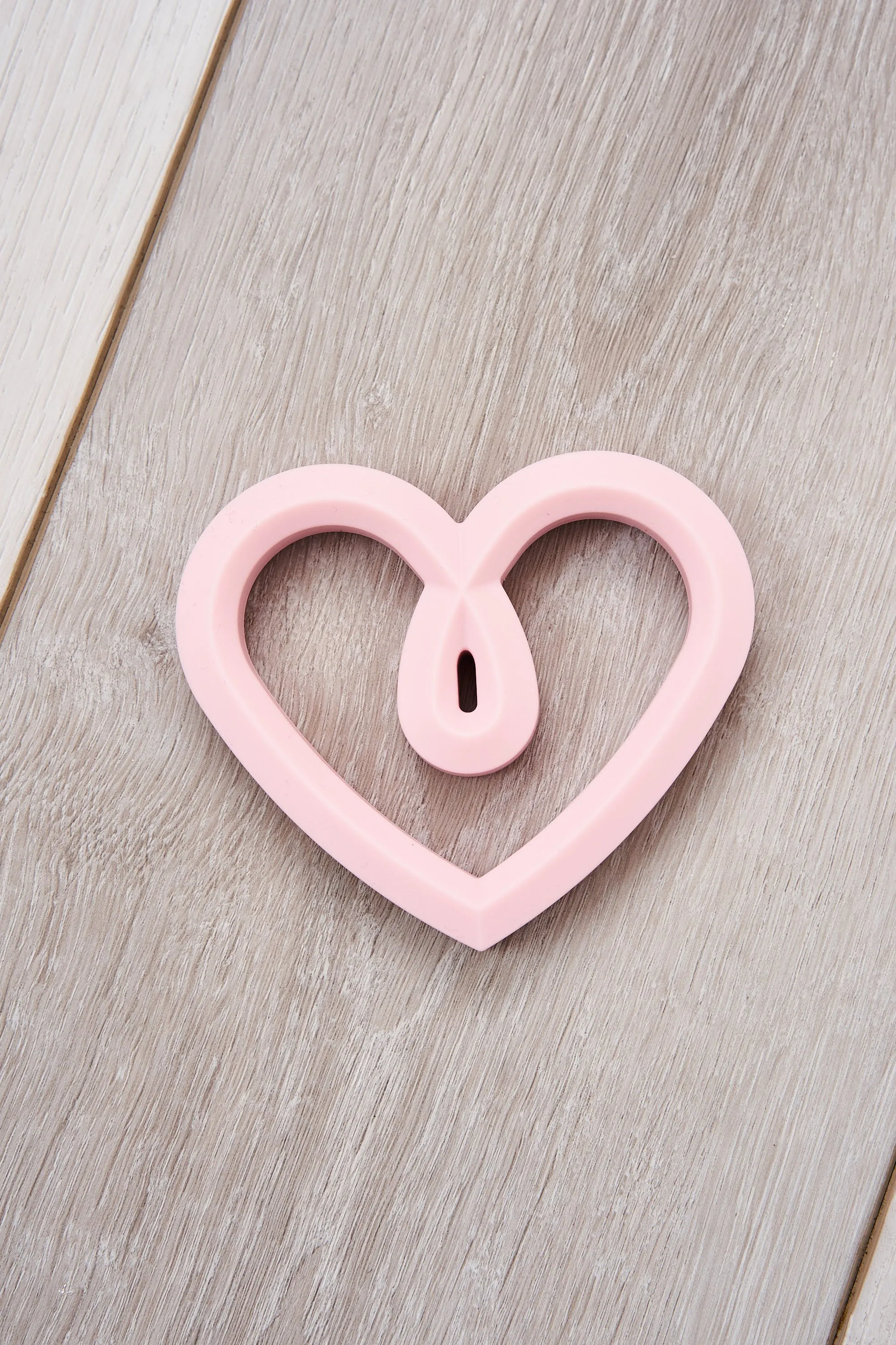 Latched Mama Heart Teether