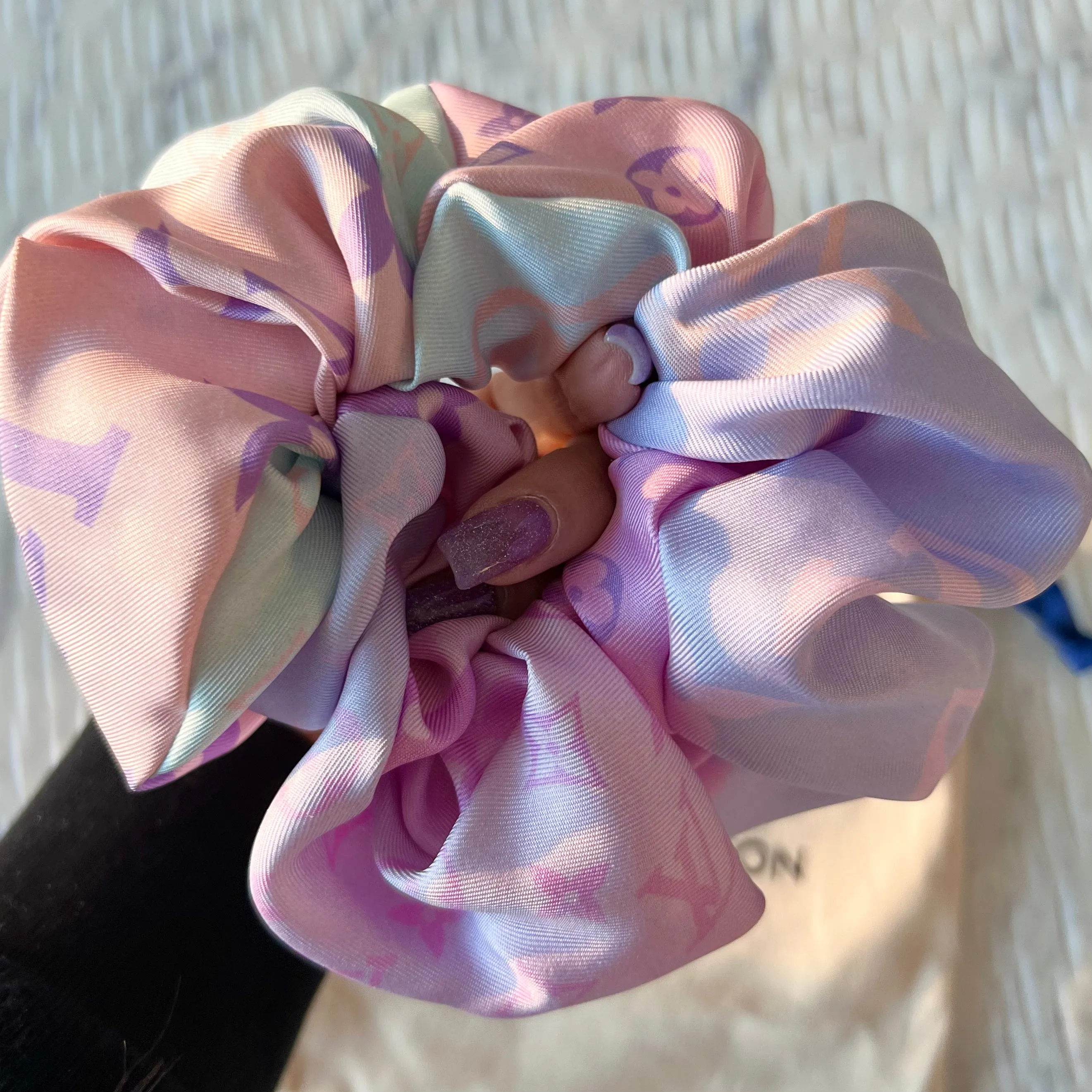 Louis Vuitton Spring Escape Gradient Trop Chou Scrunchy