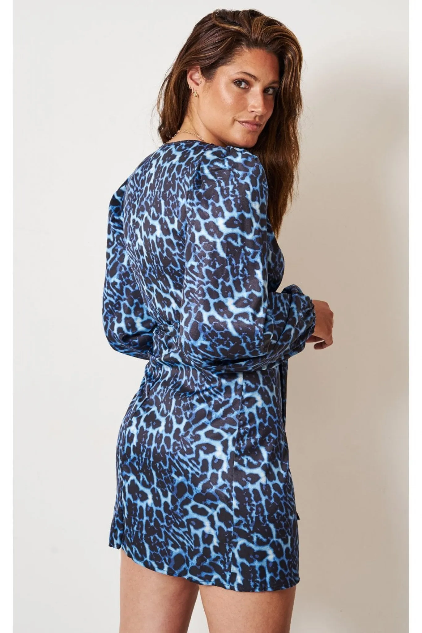 Love Frontrow Blue Leopard Print Mini Wrap Dress