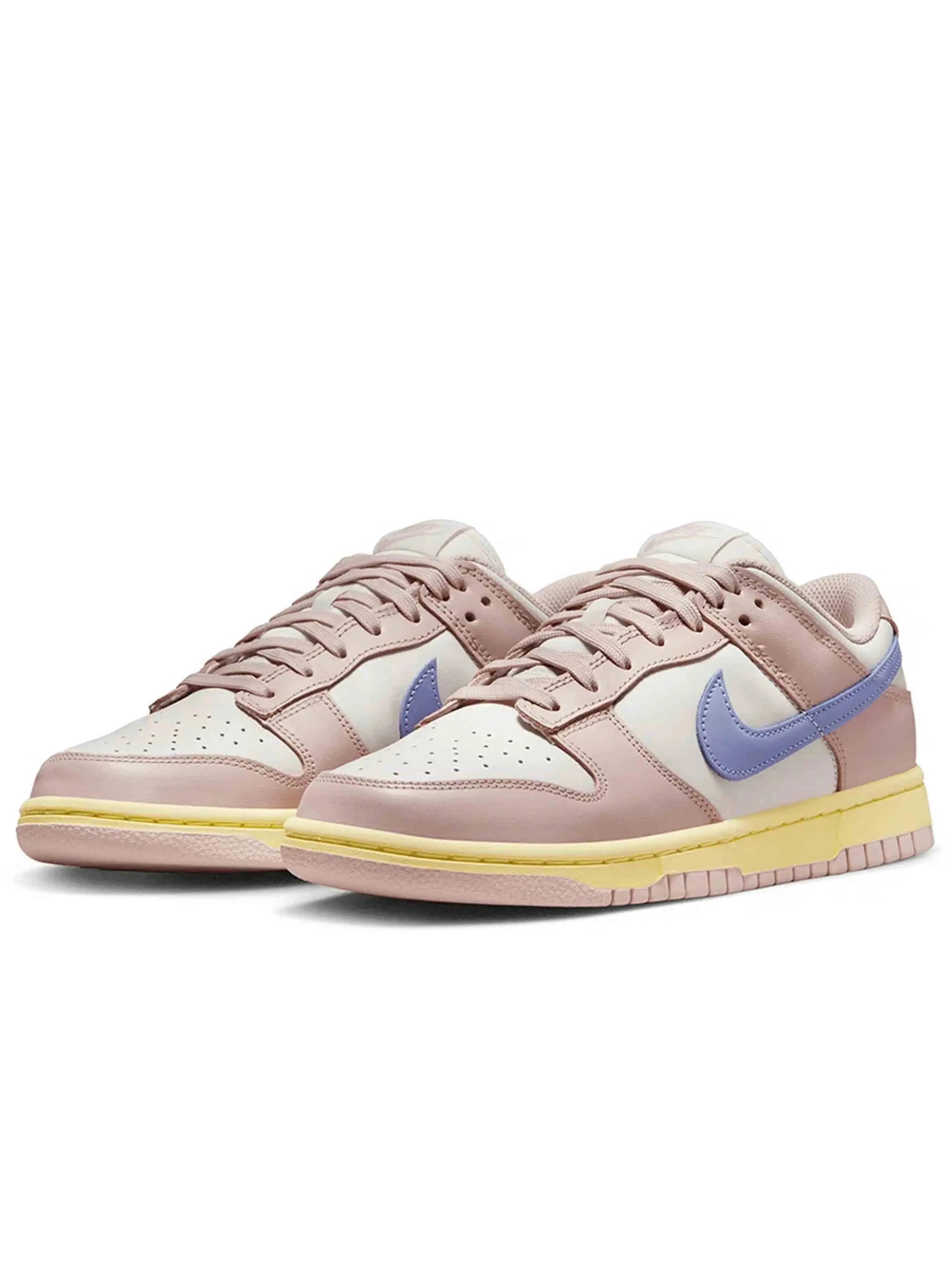 Nike Dunk Low Pink Oxford (W)