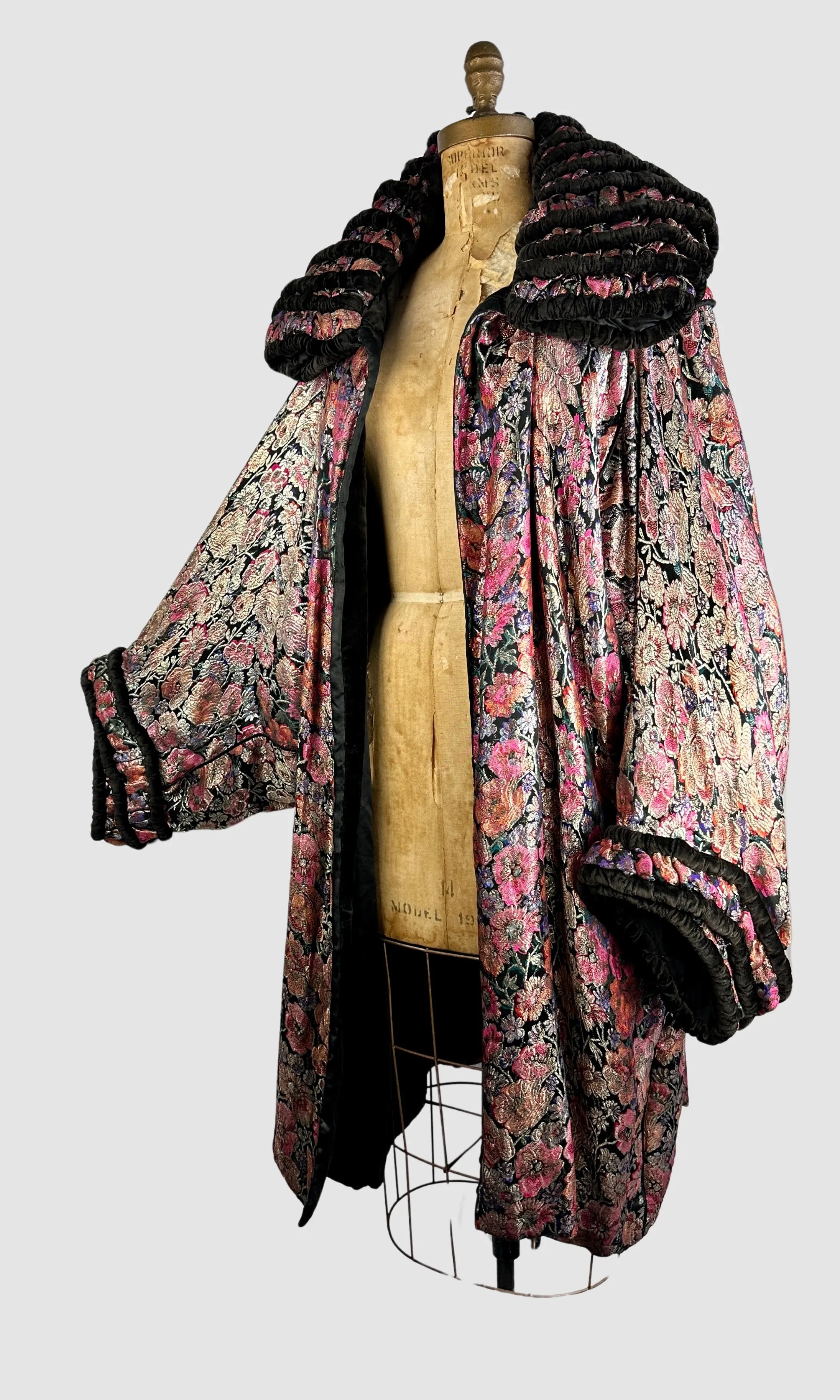 POPPY LOVE 1920s Cocoon Opera Coat With Brocade Poppy Weave  Medium