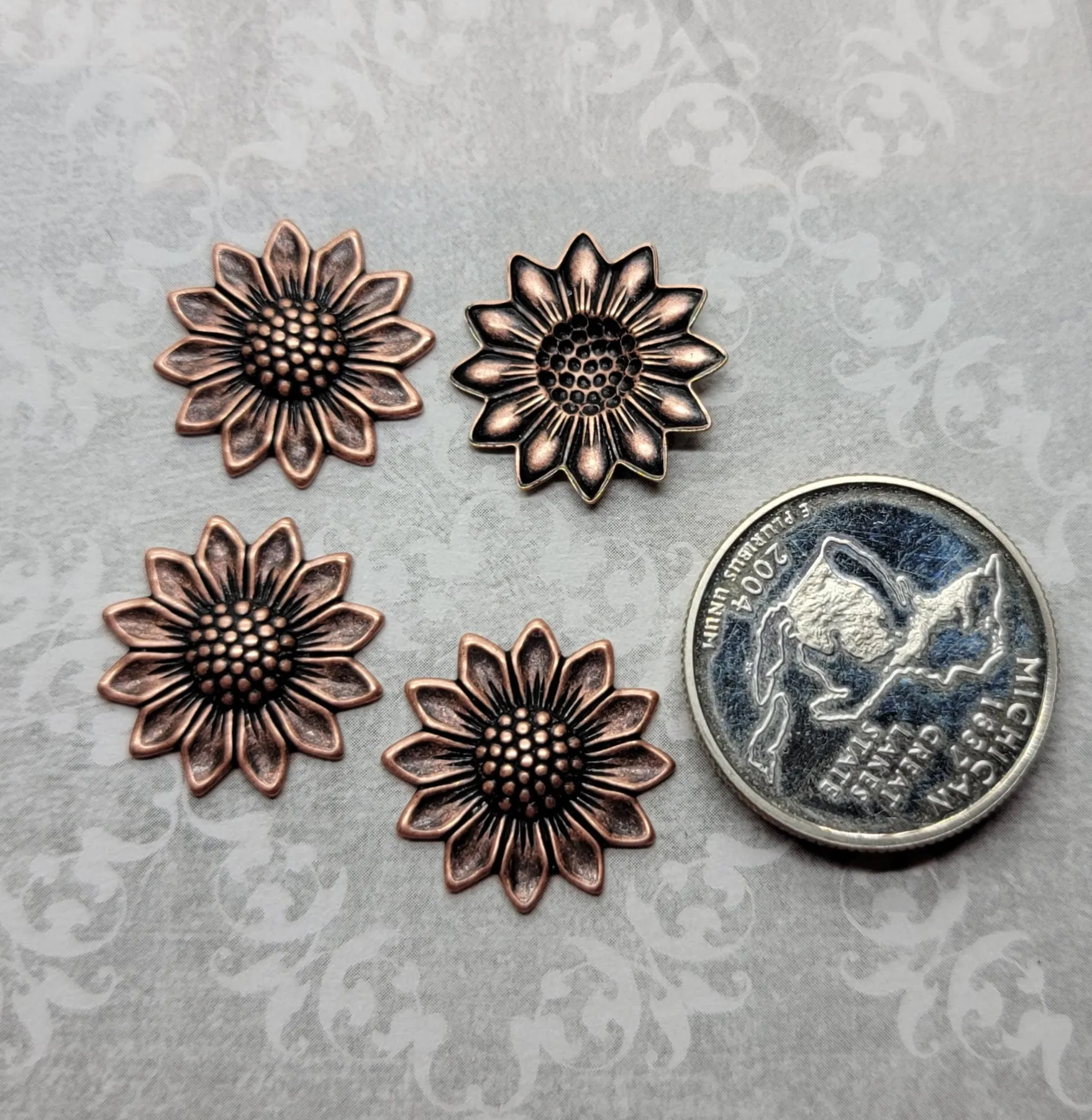 Small Oxidized Copper Sunflower Stampings x 4 - COS0884